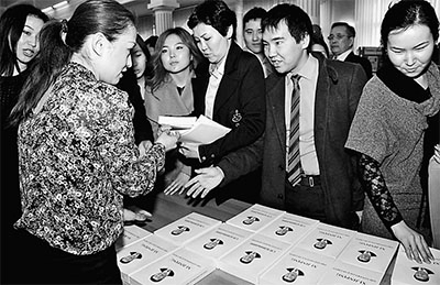 《習(xí)近平談治國理政》是如何走向世界的？